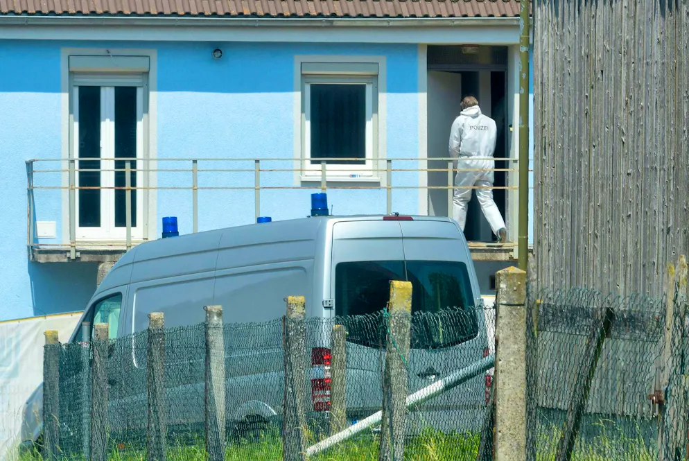 Skull from murder series identified after 17 years - Gallery. Body parts in the garden of the house got the investigation rolling - now the skull has also turned up there. (archive picture)
