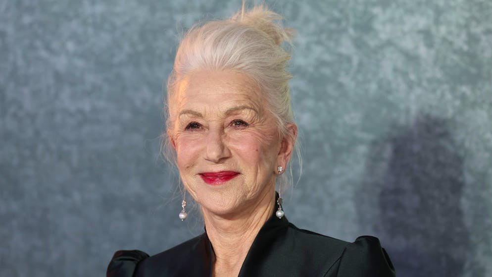 Si cerca ancora 007. Helen Mirren si oppone a un James Bond donna, ecco perché
