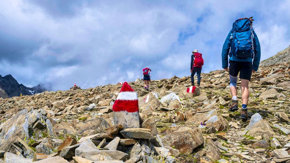 Richieste sempre più eccessive. I guardiani dei rifugi si disperano dei turisti inesperti: «Vogliono prosciutto e melone»