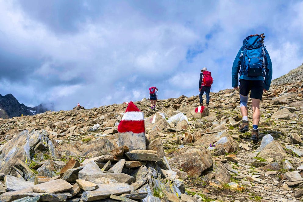 Sempre più escursionisti sono in giro per le montagne svizzere e non (immagine simbolica).