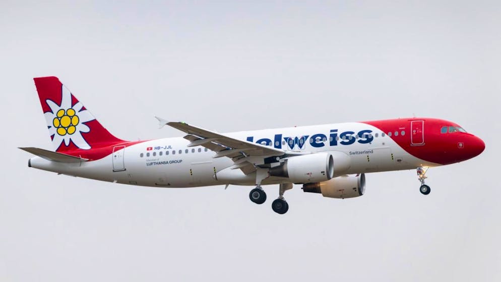 Incident at Zurich Airport. Edelweiss plane has to return to the gate due to unruly passengers