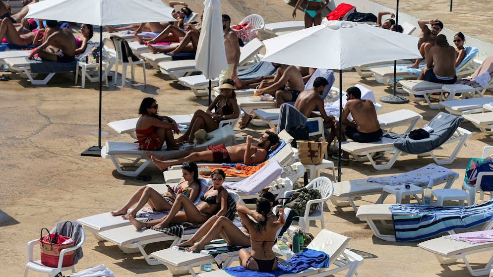 Abkühlung nur für Reiche. Im Libanon sind Strandbesuche purer Luxus