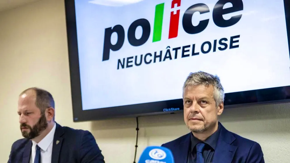 Simon Baechler (l.) from the cantonal police and public prosecutor Jean-Paul Ros at the media conference.