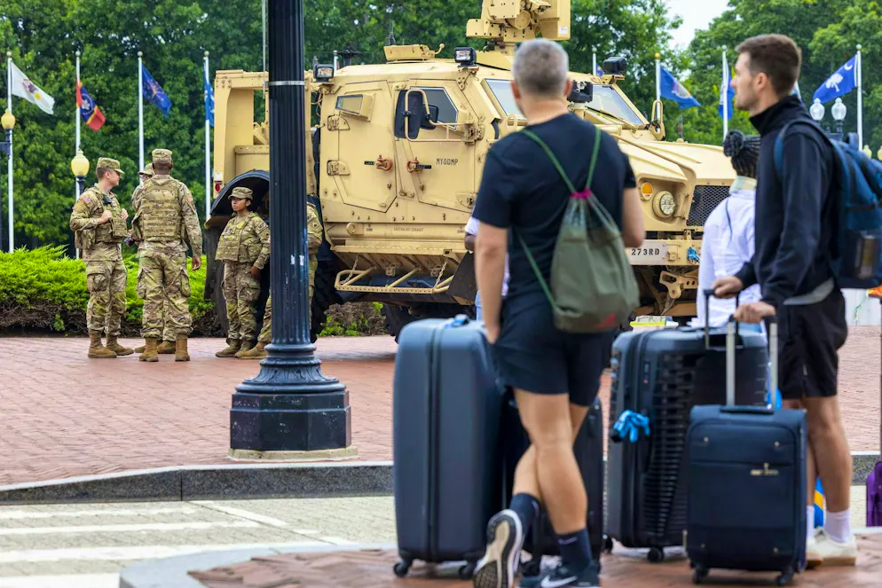 Tourists are amazed: National Guard in front of Union Station in Washington on August 18.