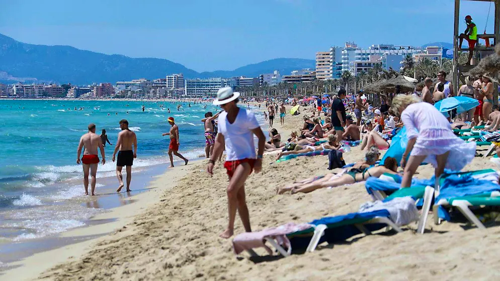 On Mallorca, an app for online sun lounger reservations is causing red faces.