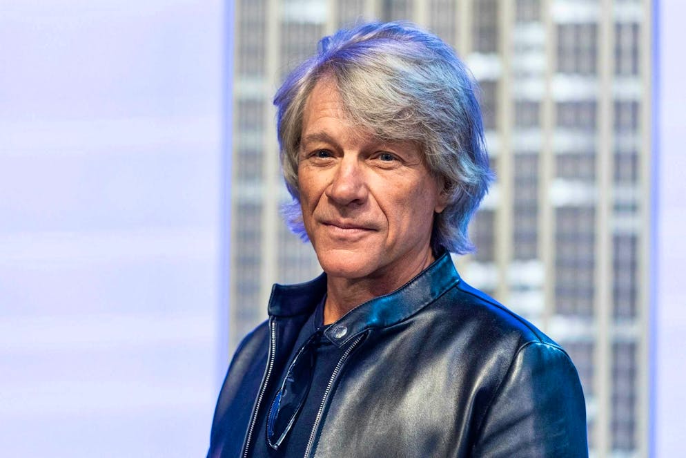 L'attrice Millie Bobby Brown ha adottato una bambina. Jon Bon Jovi ha una nipotina (foto d'archivio).