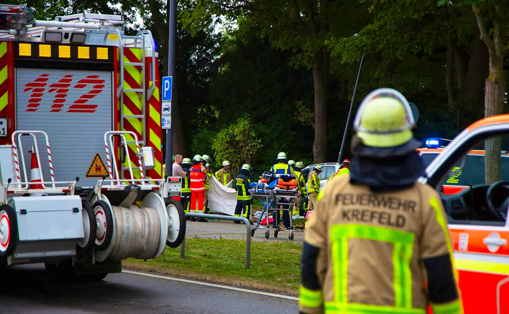 Car hits twins in cemetery parking lot - both dead - Gallery. The fire department is deployed with a large contingent of rescue workers.