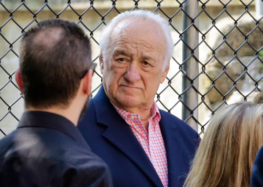 È morto Jerry Adler, famoso attore de «I Soprano». L'attore è noto per aver interpretato Herman «Hesh» Rabkin nella celebre serie HBO «I Soprano».