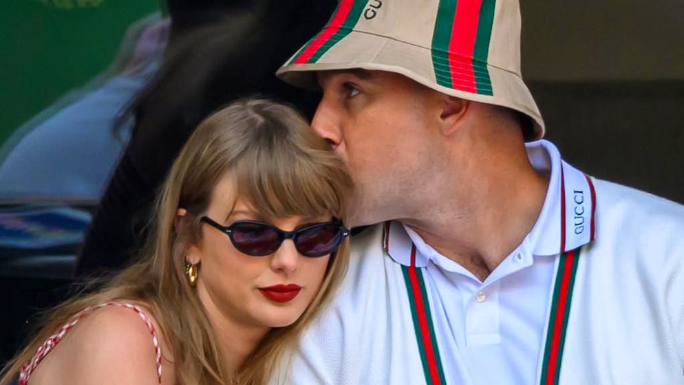 L'annuncio su Instagram. La popstar Taylor Swift e il campione della NFL Travis Kelce si sposano