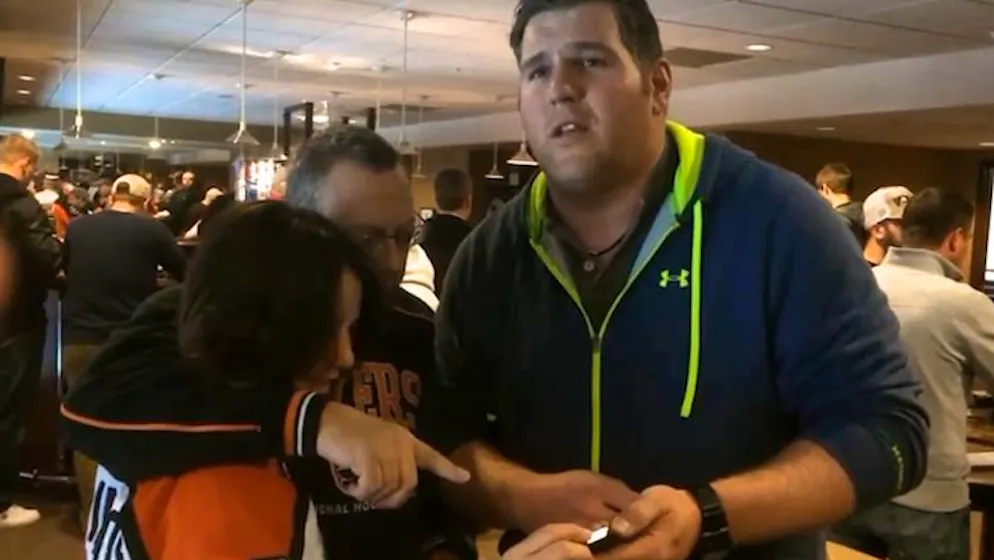 Legendäres Video. So erklärte Stucki Amerikanern das Schwingen: «That's Swiss Wrestling at Black Sea»