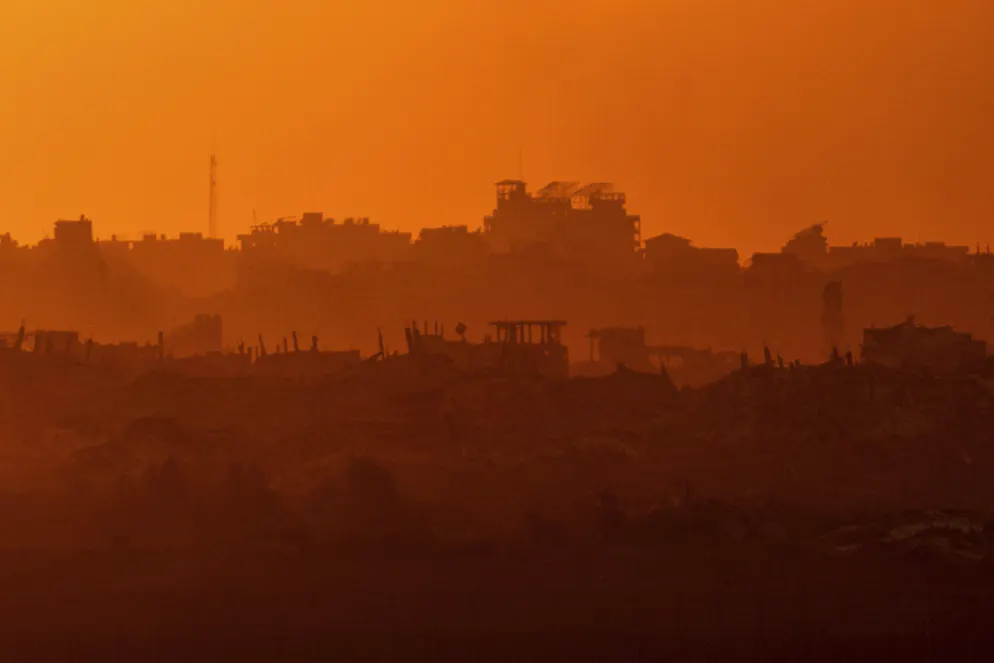 L'attacco è iniziato: le forze israeliane hanno dichiarato Gaza City «zona di guerra» e avviato le operazioni militari.