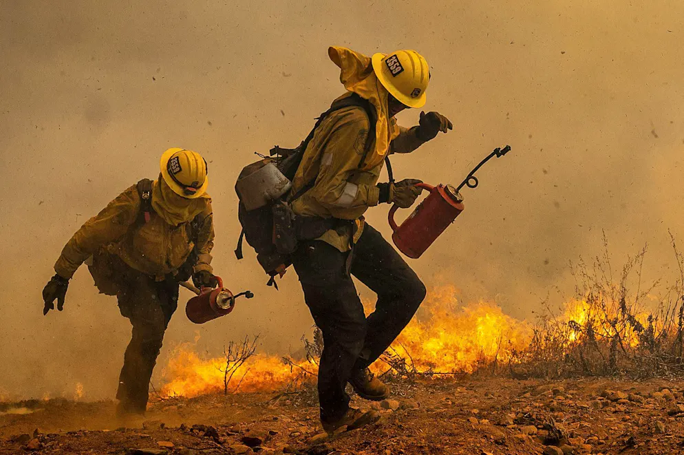 Firefighters were arrested in the middle of the operation