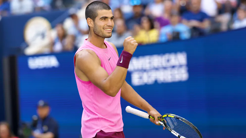 US Open. Carlos Alcaraz rejoint les quarts de finale