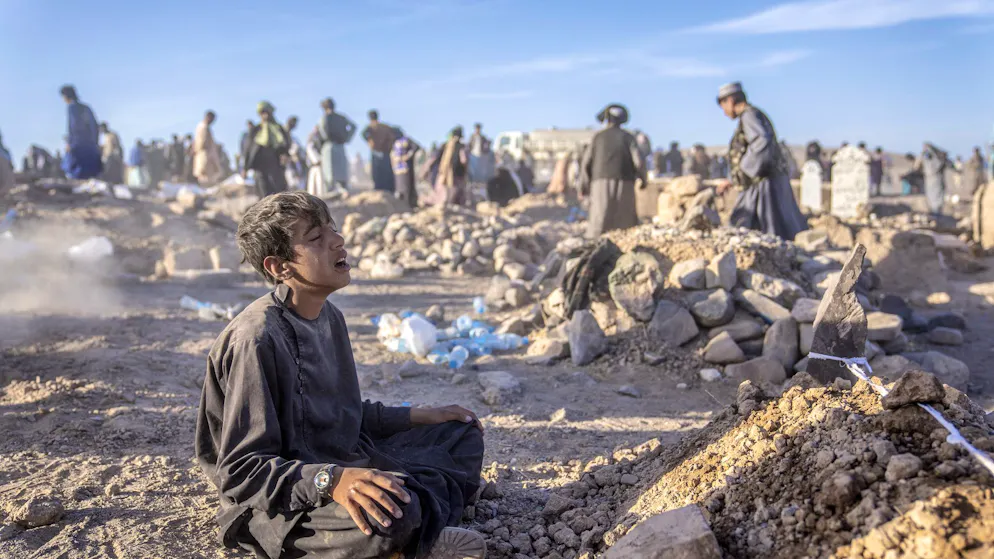 Terremoti. Potente sisma in Afghanistan, il bilancio dei morti sale ancora, ora sono oltre 800