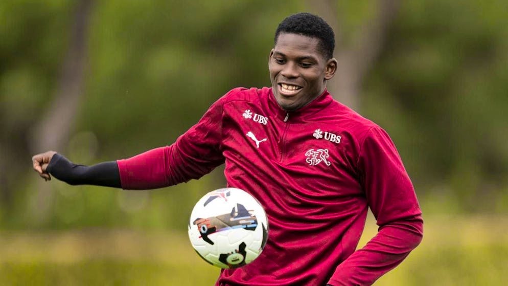 Khám Phá Breel Embolo Sức Mạnh Và Bản Lĩnh Từ Thụy Sĩ Khám Phá Breel Embolo Sức Mạnh Và Bản Lĩnh Từ Thụy Sĩ