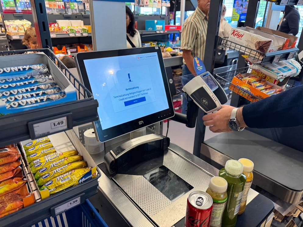 Das Zahlterminal an der Lidl-Selbstbedienungskasse fiel aus.