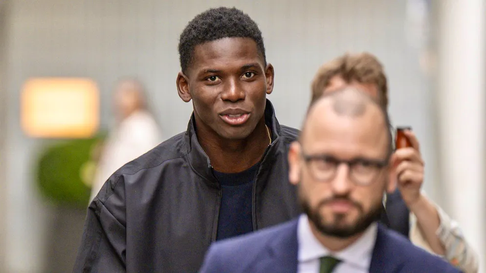 Breel Embolo à son arrivée au tribunal, mercredi matin.