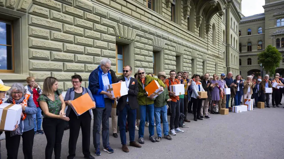 In pochi mesi, l'iniziativa ha raccolto oltre 287'000 firme