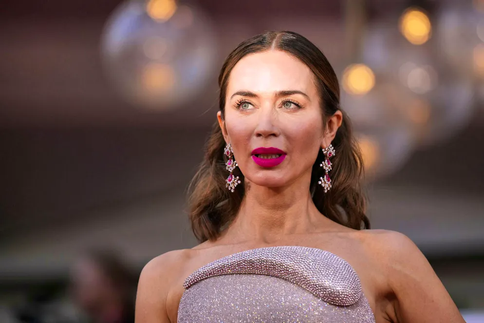 Dwayne Johnson piange: «Sono un tenerone? Sì!» - Galleria. Emily Blunt interpreta la fidanzata di Mark Kerr in «The Smashing Machine».