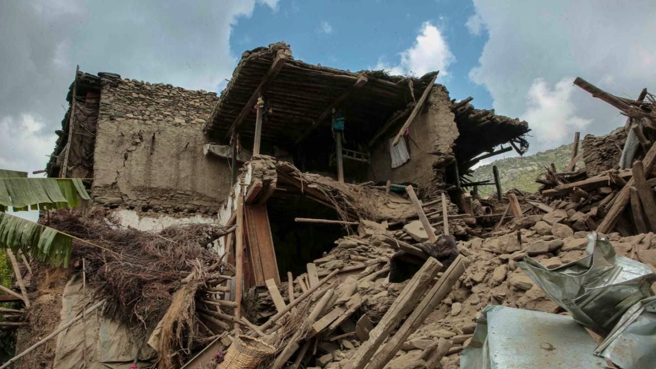 Tremblement de terre. Le bilan du séisme en Afghanistan bondit à plus de 2200 morts