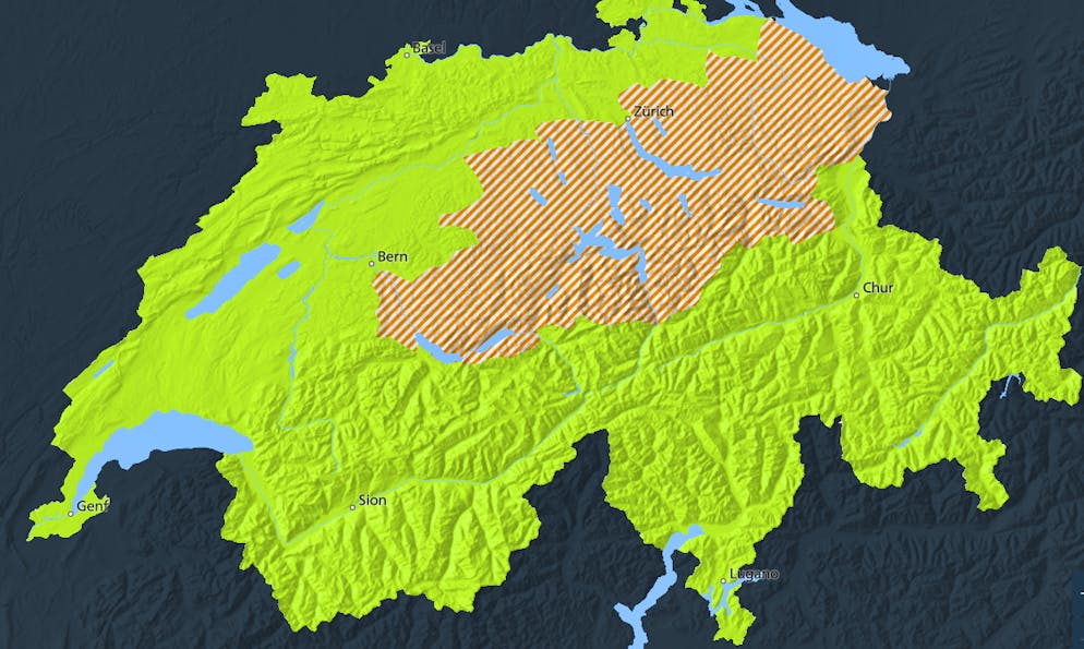 In den orange-schraffierten Regionen ist gemäss Bund «erhebliche Gewittergefahr möglich».
