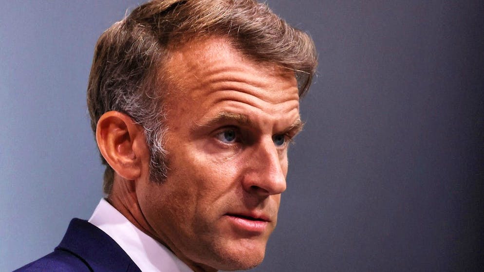 Emmanuel Macron sarebbe pronto ad opporsi dopo l'annuncio di Donald Trump.