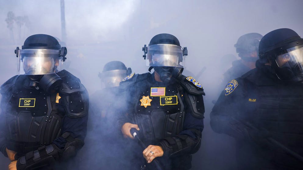 «C'est un traumatisme». Le voisinage se serre les coudes face à la police ICE