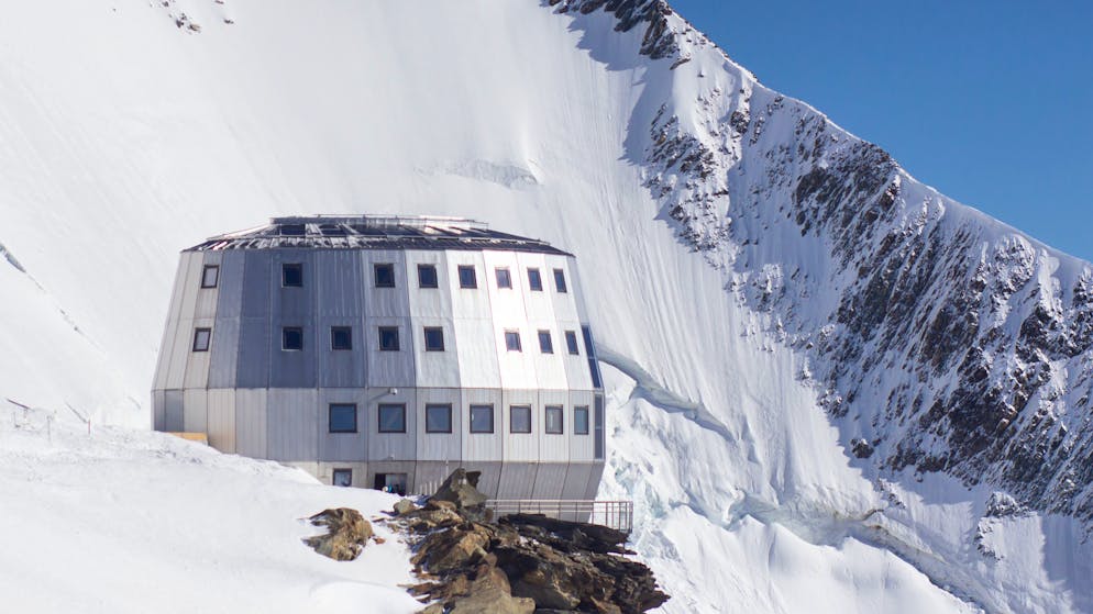 «Comportements inacceptables». Matériel volé, abri de contrôle forcé: rien ne va plus au Mont-Blanc
