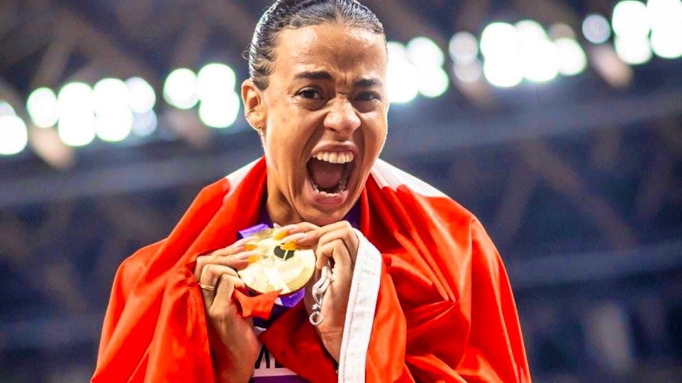 Ditaji Kambundji screams her joy after her gold medal coup