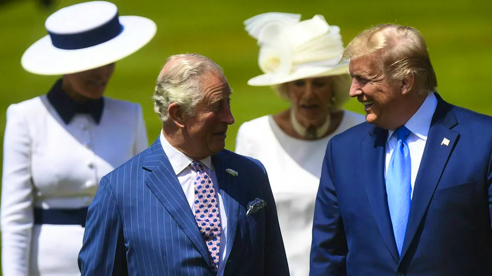 US President Donald Trump (r.) is received by King Charles during his first state visit to the UK - in the background First Lady Melania Trump (l.) and Camilla. (June 3, 2019)
