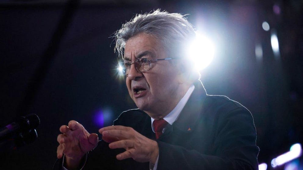 «On n'en peut plus, de ce club de déficients». Devant les tribunaux, le bras de fer entre Enthoven et la France insoumise