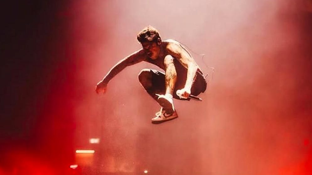 Doppio concerto a Milano. Fedez infiamma il Forum di Assago: «Non era scontato fossi qui, è bello tornare a casa»