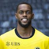 YB Spieler Edimilson Fernandes posiert am Dienstag, 22. Juli 2025 im Stadion Wankdorf in Bern. (KEYSTONE/Peter Klaunzer)