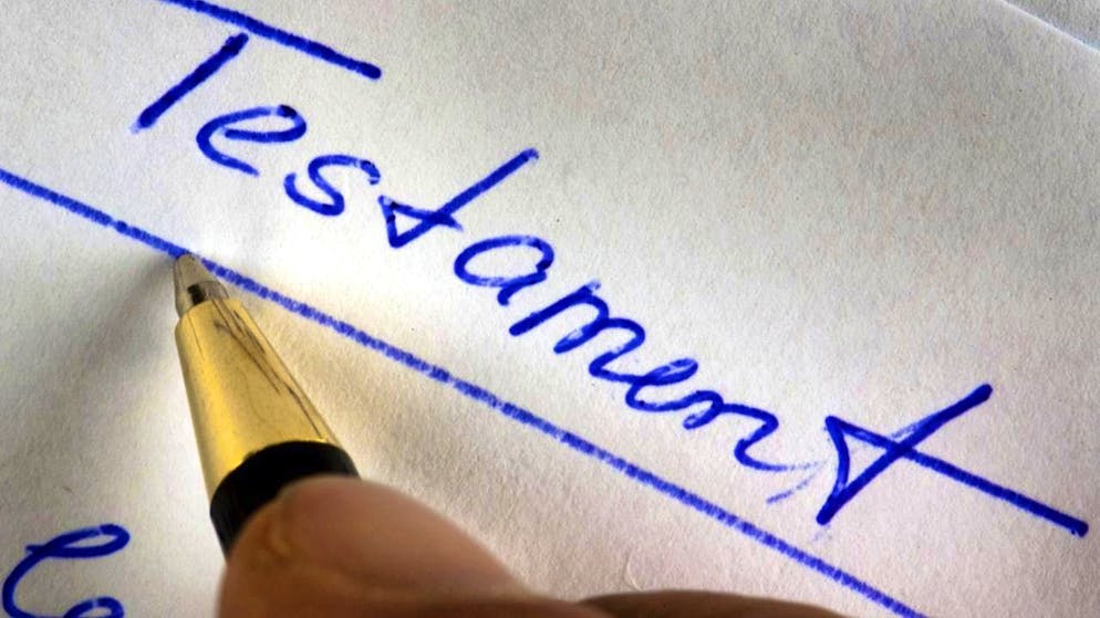 In Switzerland, complete disinheritance is hardly possible in such a case.