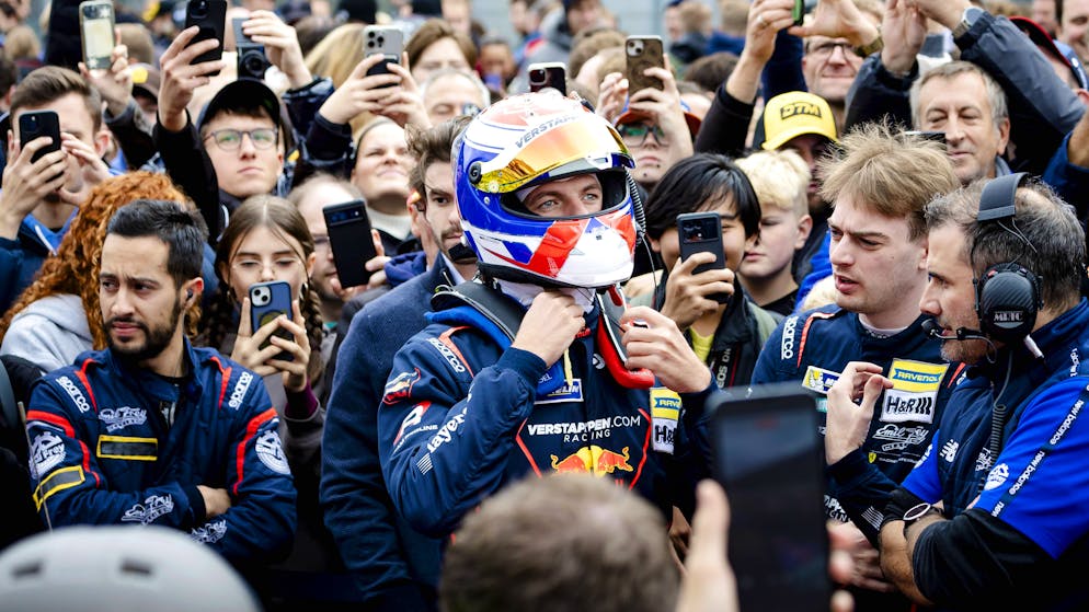 Swiss anthem sounds for him. Max Verstappen wins his first Nordschleife race