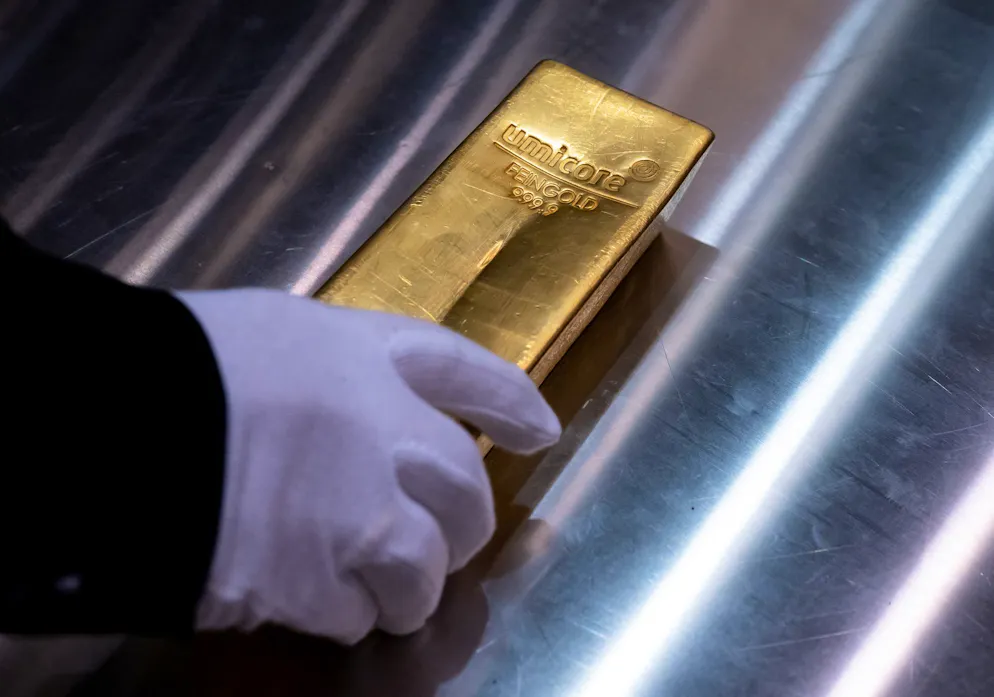 Gold bleibt für Anlger*innen ein sicherer Hafen. 