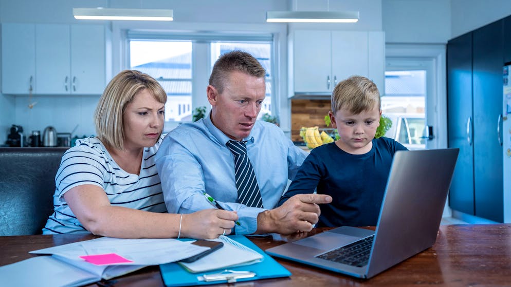 Actu et dicton du jour. 67% des Suisses sonnés par le coup de massue des primes maladie