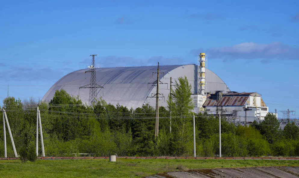 «En raison de bombardements russes sur les infrastructures énergétiques de la région de Kiev, une situation d'urgence est déclarée dans les installations de la centrale nucléaire de Tchernobyl» a indiqué le ministère ukrainien de l'Energie sur Telegram.