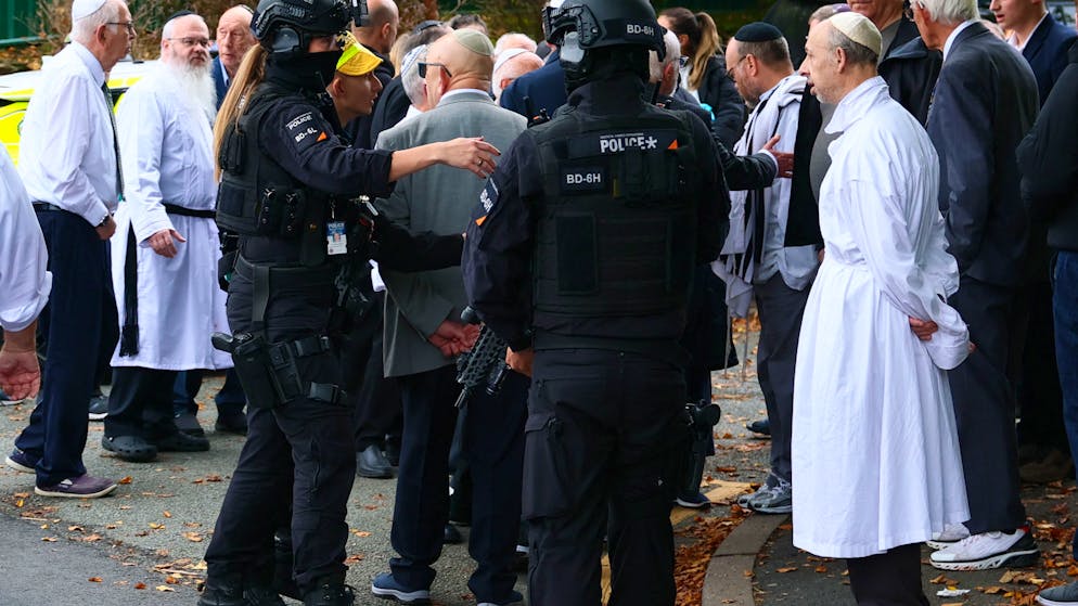 Royaume-Uni. Deux morts dans un attentat devant une synagogue à Manchester