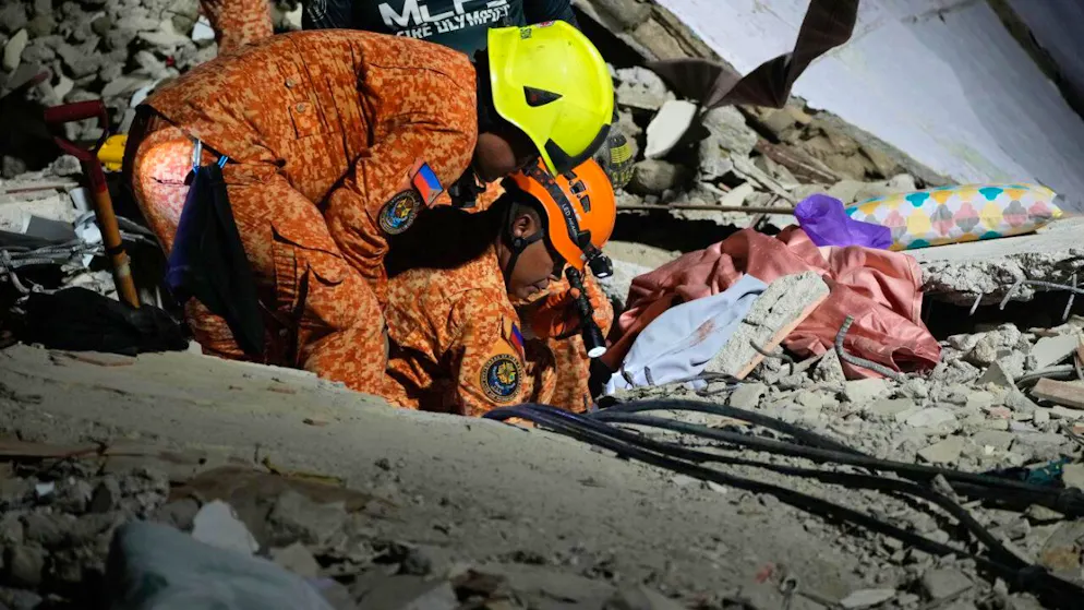 Les secours philippins concentrent désormais leurs efforts sur l'aide aux centaines de blessés et aux milliers de sans-abris.
