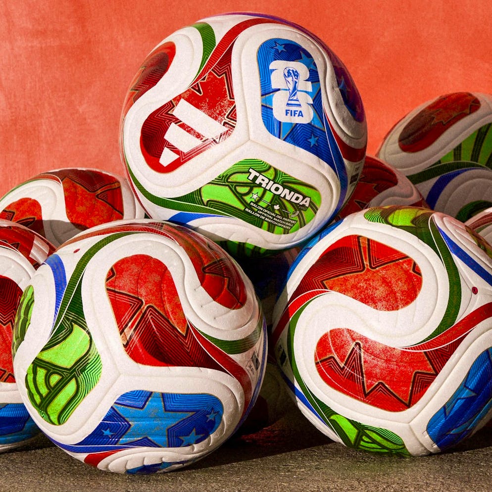 «Je vous présente le Trionda». La FIFA dévoile le ballon officiel de la Coupe du monde 2026