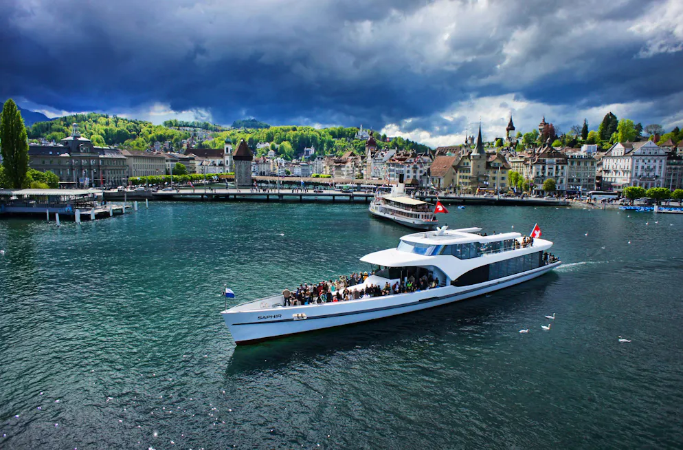 Lucerne. Les bateaux sur le lac des Quatre-Cantons sont progressivement convertis à des systèmes de propulsion durables – c'est le cas du yacht panoramique «Saphir».