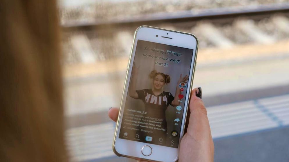 Der Gebrauch sozialer Medien durch Kinder und Jugendliche ist in der Schweiz und international ein Thema. (Archivbild)