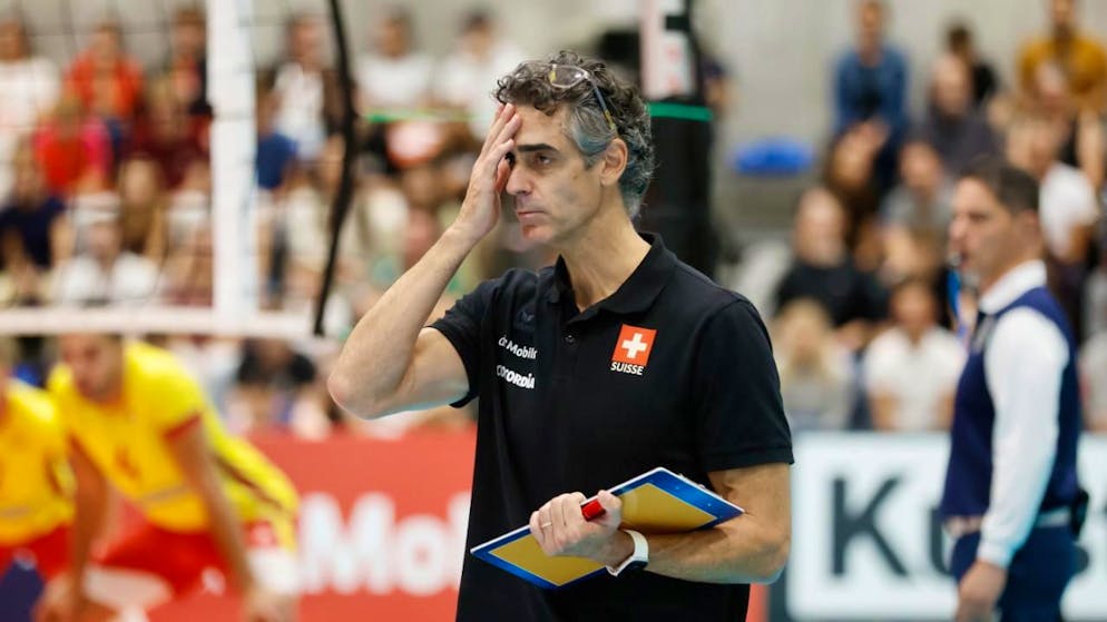 Schweizer Nationaltrainer Juan Manuel Serramalera kennt die Gegner der EM 2026