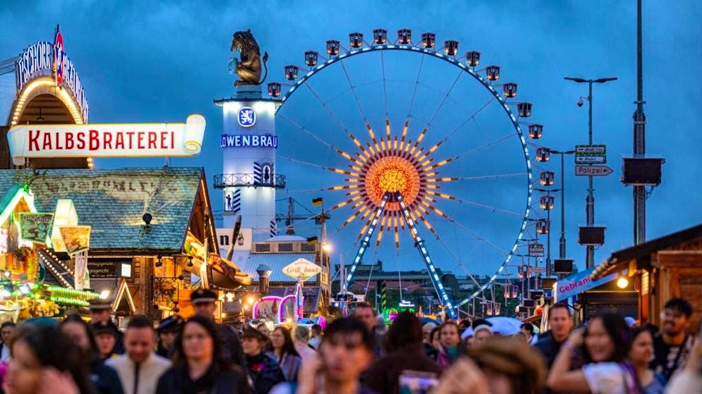Around 6.5 million visitors came to the Oktoberfest in Munich. The organizers draw a largely positive balance.