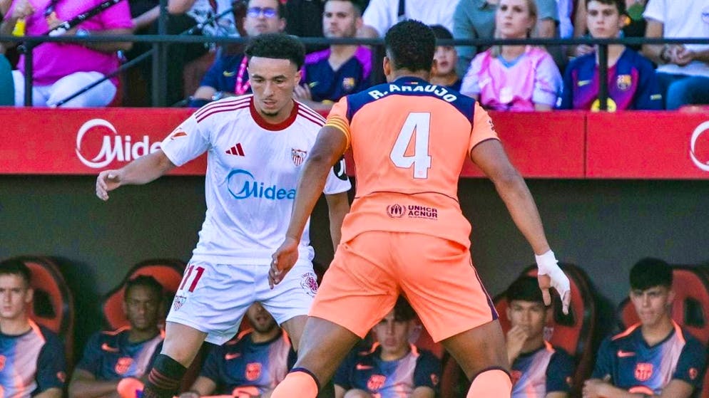 Ruben Vargas provides the assist for Sevilla's second goal