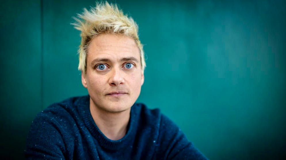 Il cantante elie zoé pubblica il suo nuovo album "shifting forms" venerdì.