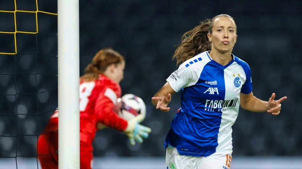 Marta Cazalla Garcia of Grasshoppers celebrates after her goal to make it 2-1.