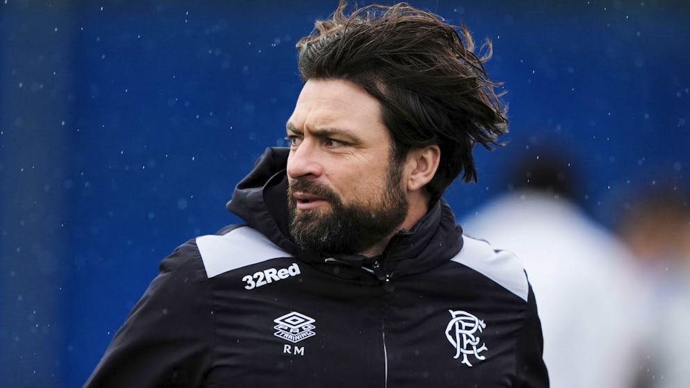 Trainer Russell Martin wurde von den Rangers-Bossen am Sonntagabend entlassen.