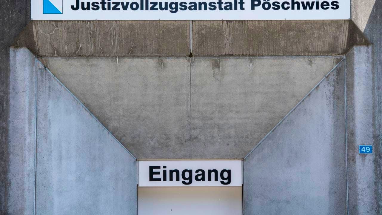 Aktuell. Zürcher Justiz klagt Gefängnismitarbeiter wegen Drogenhandels an